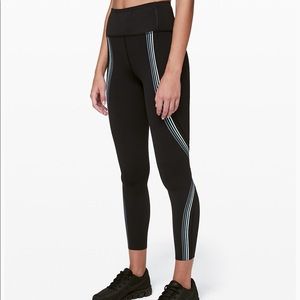NWT Lululemon Speed Light Tight 25”